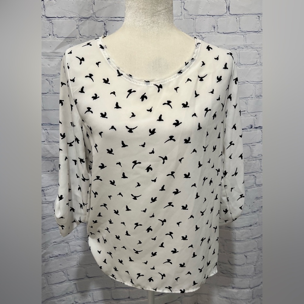 Sweet Rain Long Roll Tab Sleeve Bird Print top Blouse size large